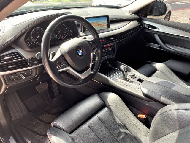 35i 3.0 總代理 天窗 4WD 腳踢尾門 I-KEY 定速 導航 顯影 快撥 方控 氣氛登 摸門 雙電椅  第11張相片