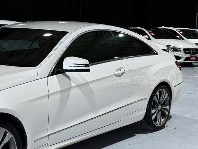2.0渦輪 總代理 Coupe 雙門轎跑 導航 顯影 方控 快撥 LED魚眼燈 雙電動記憶椅 行車 藍芽 恆溫  第6張相片