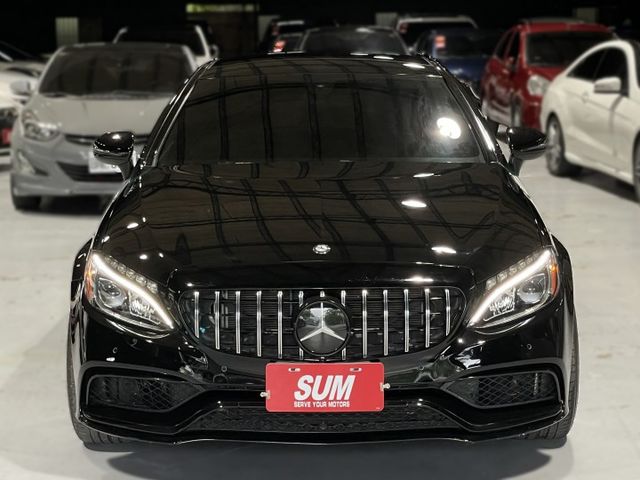 2.0 渦輪 AMG運動版 雙門 COUPE  全景天窗 全車空套 直瀑式水箱罩 雙電動椅 雙電熱座椅 I-KEY 摸門  第4張相片