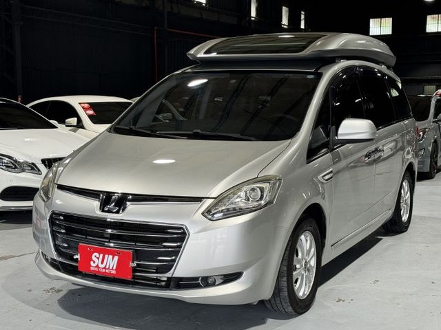 2.2渦輪 ECO小改款 輪椅福祉車 絕版稀有款 I-KEY 摸門 天窗 全電動升降 雙安 恆溫 顯影 魚眼  第1張相片