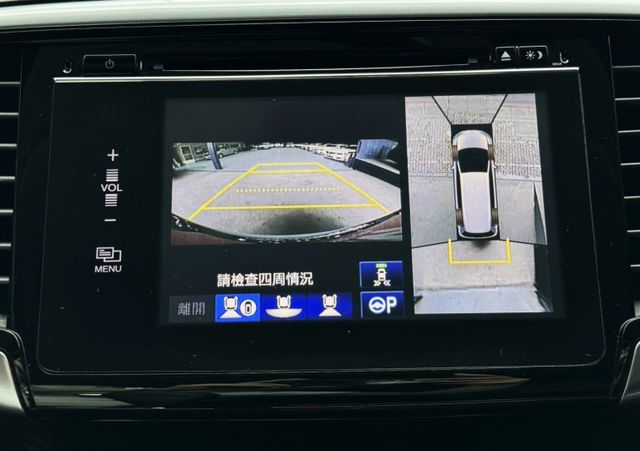 2.4 旗艦版 大七人座 天窗 I-KEY 環景 雙電滑門 導航 顯影 電動椅 盲點 停車輔助  第11張相片