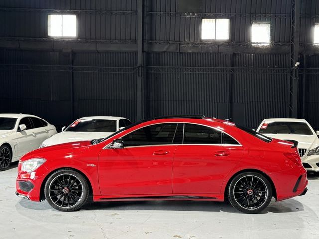 CLA250 2.0渦輪 總代理 PLUS 全景 AMG 大安卓機 環景 平盤 雙電動椅 18夜色圈 空套 鴨尾 H/K  第3張相片