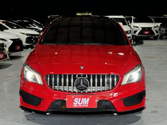 CLA250 2.0渦輪 總代理 PLUS 全景 AMG 大安卓機 環景 平盤 雙電動椅 18夜色圈 空套 鴨尾 H/K  第4張相片