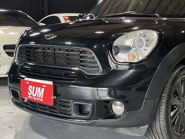 1.6渦輪 S旗艦版 4WD 6安 18圈 HID 方控 快撥 I-KEY 定速 車頂架 恆溫 雙出管 魚眼 全車空套  第5張相片