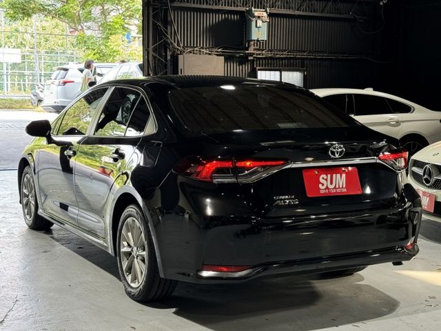 1.8汽油 新型大改款 ACC跟車 9安 16圈 定速 循跡 車道偏移 方控 恆溫 魚眼日行燈 藍芽 原廠保養  第6張相片