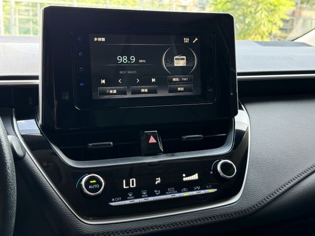 1.8汽油 新型大改款 ACC跟車 9安 16圈 定速 循跡 車道偏移 方控 恆溫 魚眼日行燈 藍芽 原廠保養  第14張相片