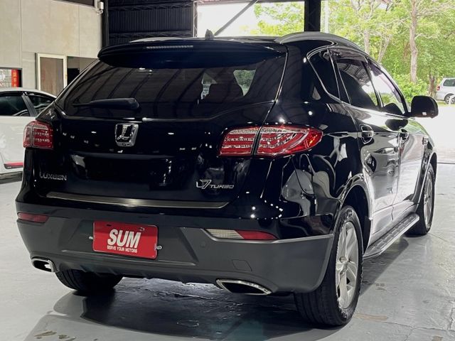 2.2渦輪 新型旗艦 4WD 全景 數位電視*3 環景 I-KEY 電動椅 18圈 定速 顯影 方控 藍芽 摸門 電尾門  第9張相片