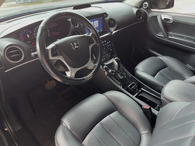 2.2渦輪 新型旗艦 4WD 全景 數位電視*3 環景 I-KEY 電動椅 18圈 定速 顯影 方控 藍芽 摸門 電尾門  第10張相片