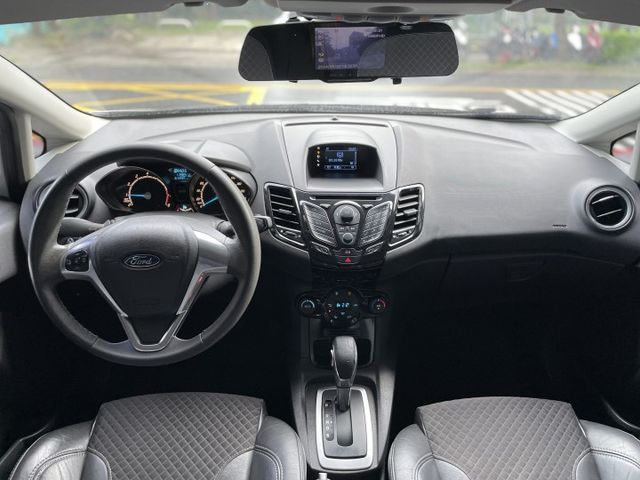 1.0 渦輪 S運動版 I-KEY 4安 恆溫 摸門 方控 16吋鋁圈 行車紀錄器 循跡 九成新輪胎 可調式大燈  第2張相片