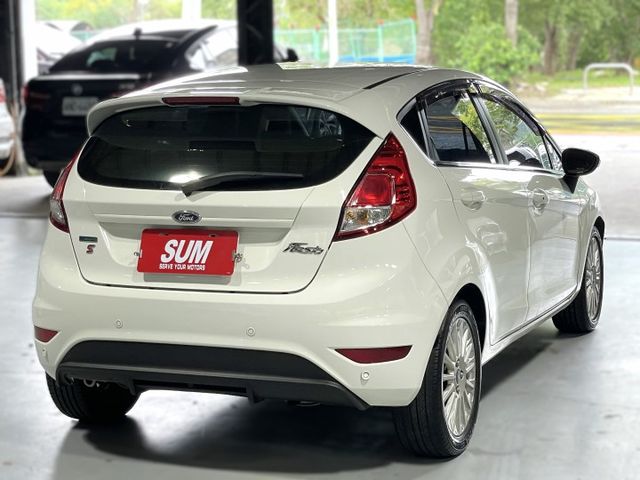 1.0 渦輪 S運動版 I-KEY 4安 恆溫 摸門 方控 16吋鋁圈 行車紀錄器 循跡 九成新輪胎 可調式大燈  第6張相片