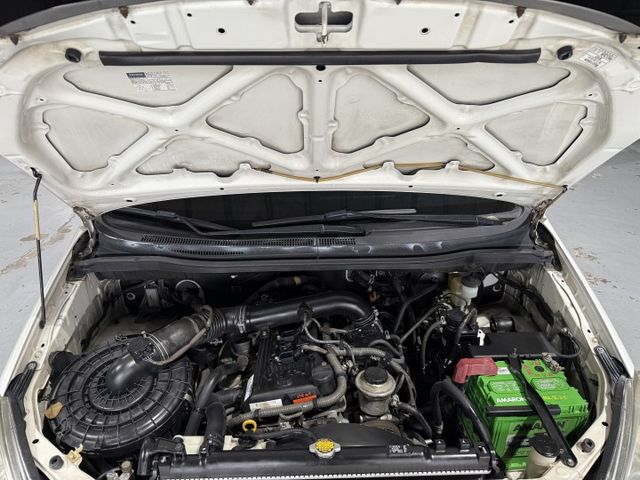 2.0 J版 雙安 自排 自用小客貨 大安卓機 導航 藍芽 倒車雷達 可調式大燈 九成新輪胎  第16張相片