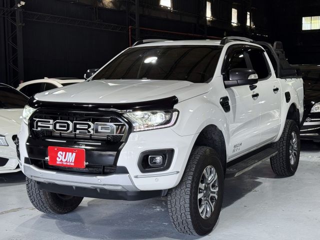 2.0 雙渦輪 6安 4WD 導航 顯影 霸氣水箱罩 後網拉桿 I-KEY 摸門 電動椅 18圈 側踏板 HID  第1張相片