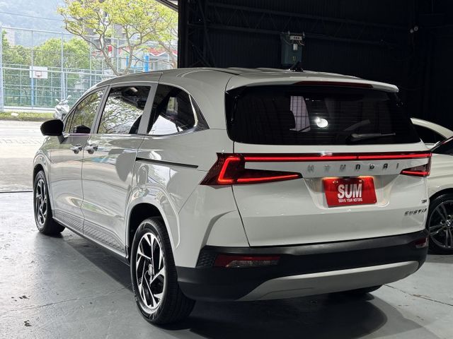 1.5 VIP版 GLT-B 渦輪 全景 ACC 電尾門 四座冷熱電盲點 導航 卡不累 雙電動滑門 方控 後出風  第6張相片