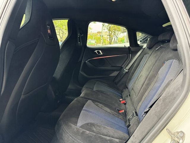 220GC 2.0渦輪 總代理 M-SPORT 空套 卡鉗 ACC 導航 顯影 8安 盲點 I-KEY 摸門 雙電動椅  第10張相片