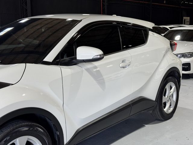 1.2渦輪 尊爵旗艦 4WD 9安 LED日行燈 I-KEY 摸門 導航 顯影 電視 方控 卡不累 藍芽 行車器  第8張相片
