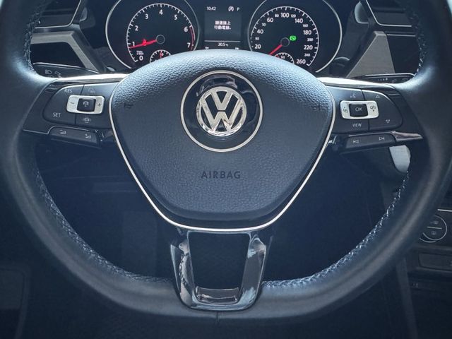 陶然 1.4 汽油 渦輪 七人座 頂級小改款 ACC跟車 電尾門 電動椅 9安 LED日型燈 定速 循跡 顯影 17圈  第11張相片