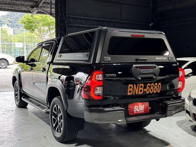 2.8渦輪 4WD 環景 ACC 氣氛登 高蓋後車廂 導航 顯影 I-KEY 摸門 側踏板 電動椅 車道偏移  第8張相片