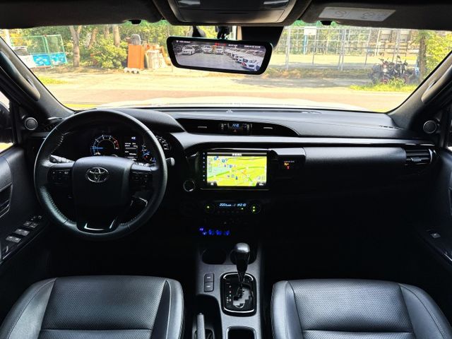 海力士 2.8渦輪 4WD 環景 ACC跟車 氣氛燈 抬顯 行車器 導航 顯影 I-KEY 摸門 9安 側踏板 電動椅  第2張相片