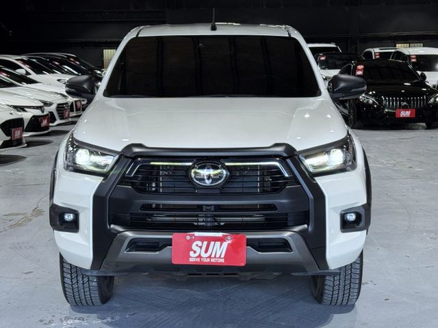 海力士 2.8渦輪 4WD 環景 ACC跟車 氣氛燈 抬顯 行車器 導航 顯影 I-KEY 摸門 9安 側踏板 電動椅  第4張相片