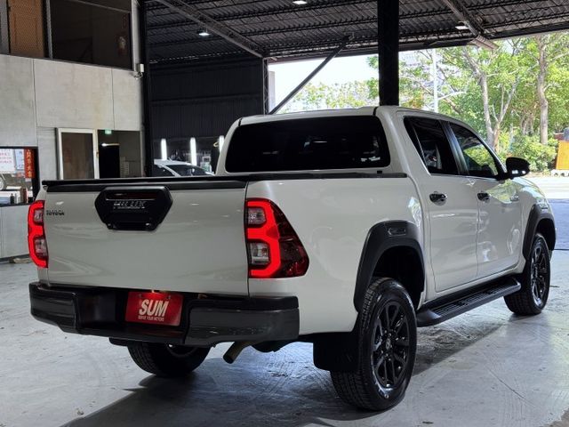 海力士 2.8渦輪 4WD 環景 ACC跟車 氣氛燈 抬顯 行車器 導航 顯影 I-KEY 摸門 9安 側踏板 電動椅  第7張相片