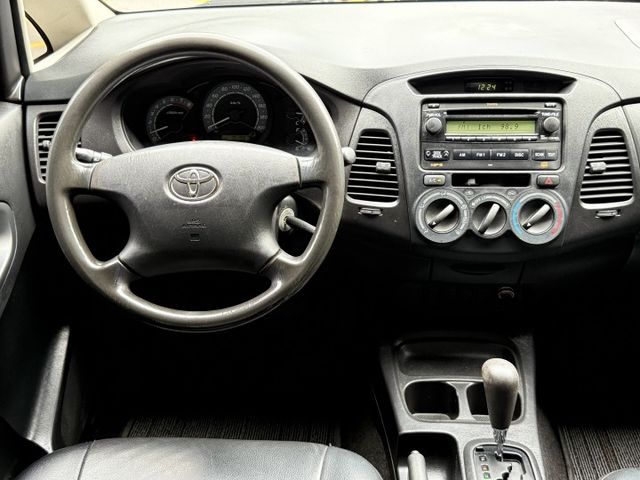 2.0 J版 雙安 自排 自用小客貨 倒車雷達 黑內裝 皮椅 可調式大燈 按時保養  第18張相片