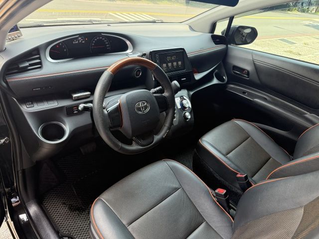 1.8 七人座 電動滑門 I-KEY 雙安  顯影 定 速 前後行車紀錄器 胎壓 摸門 ABS 後出風口 循跡 藍芽  第10張相片