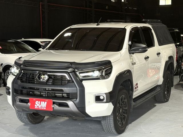2.8 渦輪 4WD 環景 ACC 氣氛燈 高蓋後車廂 導航 I-KEY 通風椅 9安 電動座椅 車道偏移 側踏板  第1張相片