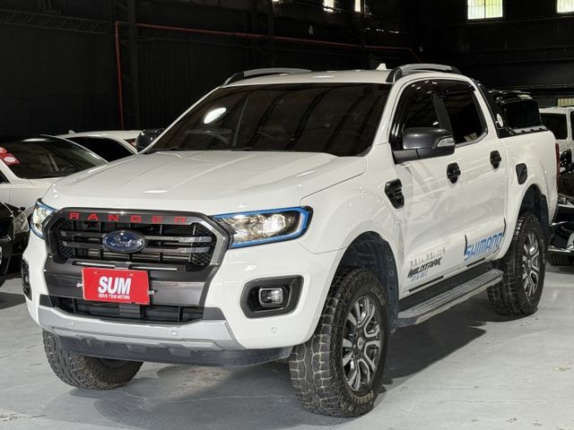 2.0雙渦輪 6安 4WD 導航 顯影 後拉版 ACC 摸門 I-KEY 電動座椅 停車輔助 HID 日行燈 方控 定速  第1張相片