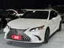 2.0汽油 新型小改款 天窗 I-KEY ACC 盲點 摸門 雙電動電熱椅 18圈 快撥  CARPLAY  第1張縮圖