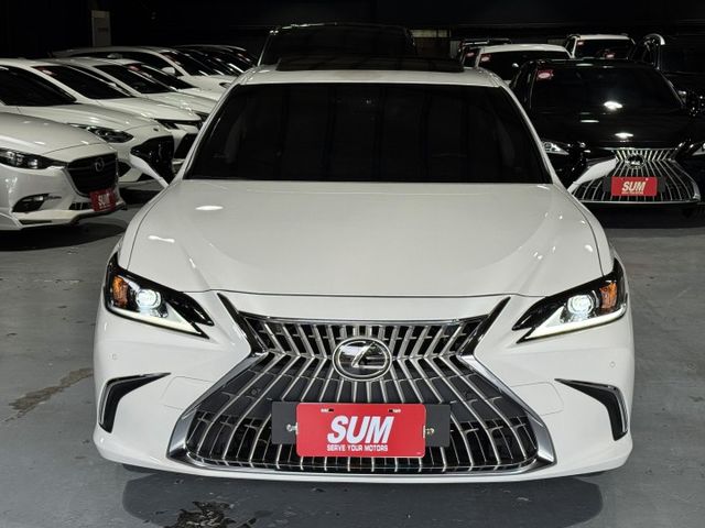 2.0汽油 新型小改款 天窗 I-KEY ACC 盲點 摸門 雙電動電熱椅 18圈 快撥  CARPLAY  第4張相片