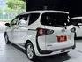 1.5 五人座 新型小改款 雙側滑門 I-KEY 摸門 雙安 導航 顯影 藍芽 行車器 15圈 ABS 九成新胎  第7張縮圖