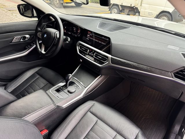 2.0渦輪 總代理 ACC 環景 腳踢尾門 導航 顯影 I-KEY 摸門 盲點 車偏 雙電椅 8安 方控 循跡  第13張相片