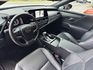 2.0汽油 新型小改款 天窗 I-KEY ACC 12安 環景 車偏 盲點 摸門 行車器 氣氛燈 電動電熱椅  第9張縮圖