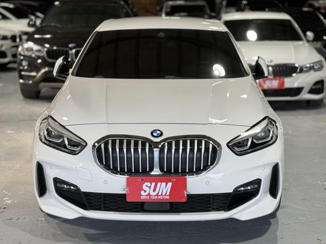 1.5渦輪 總代理 M-SPORT 空套 ACC I-KEY 8安 導航 顯影 盲點 摸門 I-KEY 定速  第4張相片