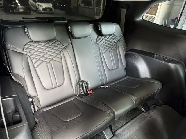 1.5 VIP版 GLT-B 渦輪 全景天窗 ACC 電動尾門 四座電動及冷熱座椅 盲點 環景 I-KEY  第12張相片