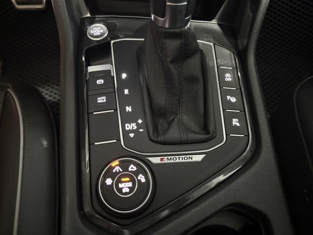 2.0渦輪 330 HL版 4WD 空套 7安 腳踢尾門 數位儀錶 ACC 環景 雙電動記憶座椅 盲點 導航 I-KEY  第12張相片