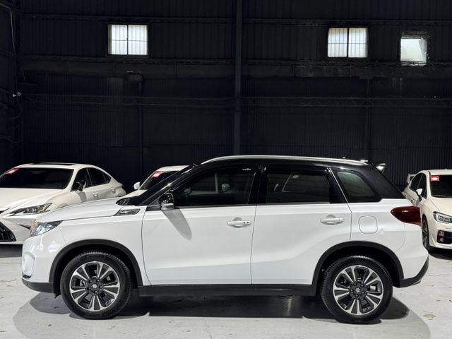 1.4 渦輪 S運動版 ACC 7安 I-KEY 摸門 7安 車偏 盲點 方控 快撥 定速 循跡 CarPlay 導航  第3張相片