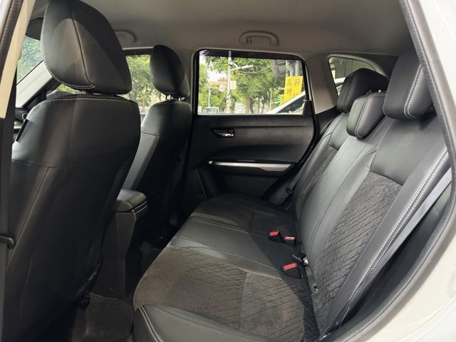 1.4 渦輪 S運動版 ACC 7安 I-KEY 摸門 7安 車偏 盲點 方控 快撥 定速 循跡 CarPlay 導航  第10張相片