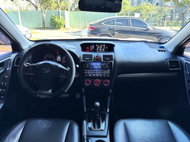 2.0 XTP 4WD 渦輪 天窗 電尾門 I-KEY 240P 7安 摸門 安卓機 18圈 導航 顯影 電動電熱椅  第2張相片