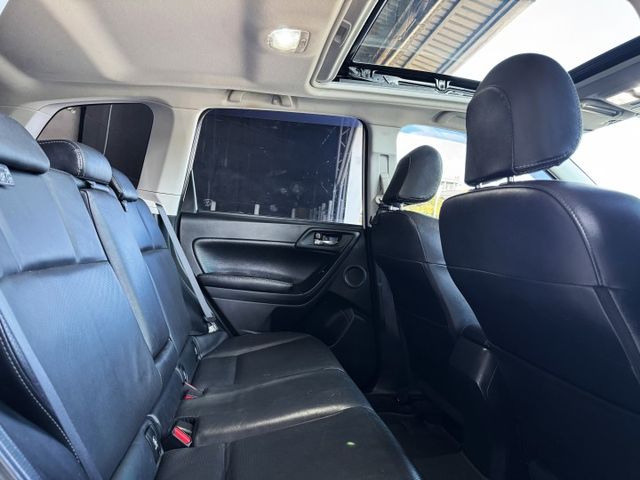 2.0 XTP 4WD 渦輪 天窗 電尾門 I-KEY 240P 7安 摸門 安卓機 18圈 導航 顯影 電動電熱椅  第13張相片