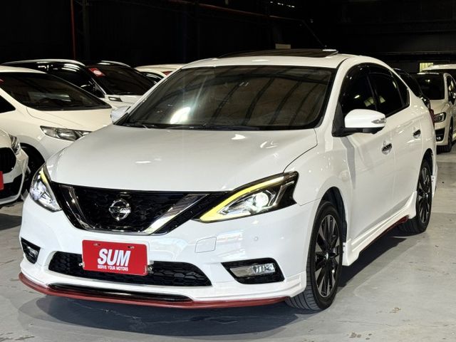 1.8小改款 頂級尊絕版 天窗 盲點 環景 空套 I-KEY 摸門 安卓機 導航 定速 循跡 方控 恆溫 胎壓  第1張相片