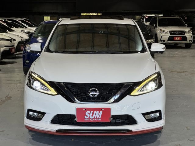 1.8小改款 頂級尊絕版 天窗 盲點 環景 空套 I-KEY 摸門 安卓機 導航 定速 循跡 方控 恆溫 胎壓  第4張相片