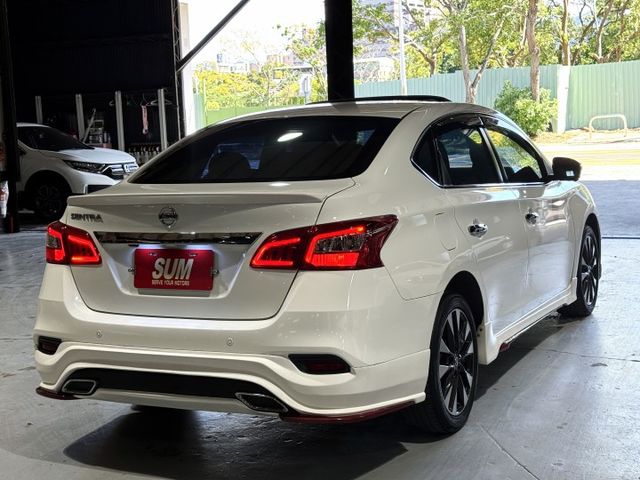 1.8小改款 頂級尊絕版 天窗 盲點 環景 空套 I-KEY 摸門 安卓機 導航 定速 循跡 方控 恆溫 胎壓  第6張相片