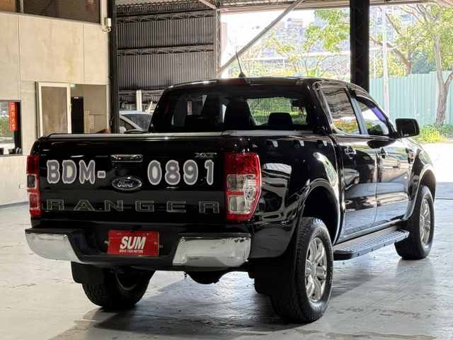 2.0 渦輪 4WD 全能版雙廂 霸氣水箱罩 後拉版 前後行車器 定速 魚眼 CarPlay 方控 胎壓 車偏  第6張相片