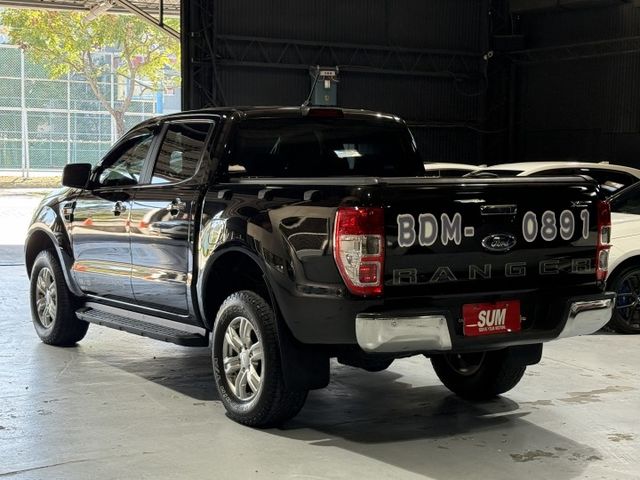 2.0 渦輪 4WD 全能版雙廂 霸氣水箱罩 後拉版 前後行車器 定速 魚眼 CarPlay 方控 胎壓 車偏  第9張相片