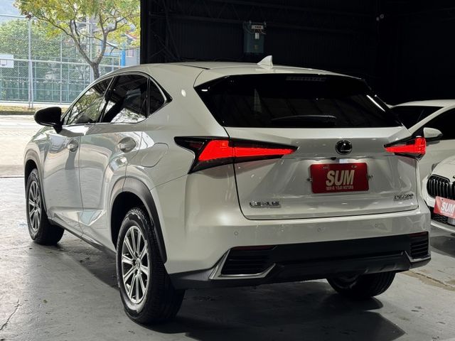 菁英PLUS 2.0汽油 ACC 電動椅 9安 電尾門 I-KEY 盲點 摸門 顯影 17圈 LED日行燈  第6張相片