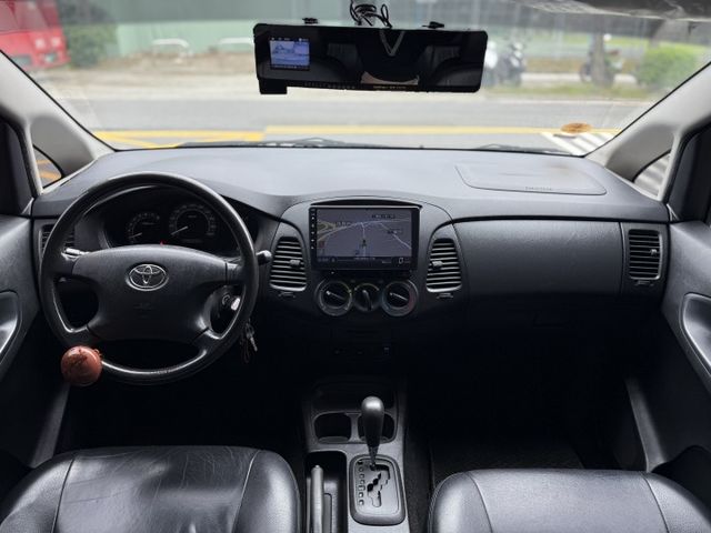 2.0雙安 自排 後出風口 導航 顯影 行車紀錄器 15吋鋁圈 皮椅 藍芽 倒車雷達 大安卓機 九成新輪胎 按時保養  第2張相片