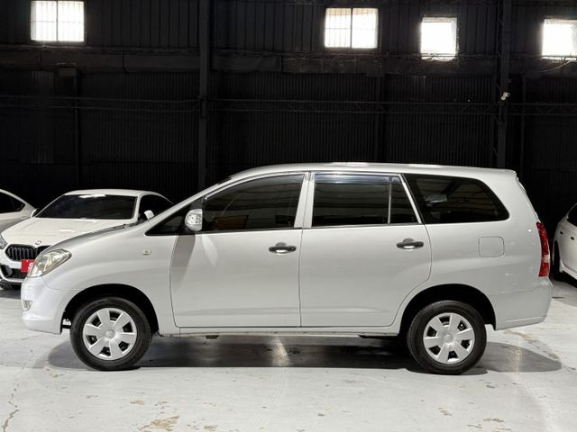 2.0雙安 自排 後出風口 導航 顯影 行車紀錄器 15吋鋁圈 皮椅 藍芽 倒車雷達 大安卓機 九成新輪胎 按時保養  第3張相片