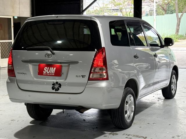 2.0雙安 自排 後出風口 導航 顯影 行車紀錄器 15吋鋁圈 皮椅 藍芽 倒車雷達 大安卓機 九成新輪胎 按時保養  第6張相片