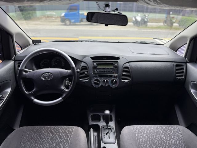 2.0 J版 雙安 自排 自用小客貨 後照鏡方向指示燈 倒車雷達 可調式大燈 九成新輪胎  第2張相片